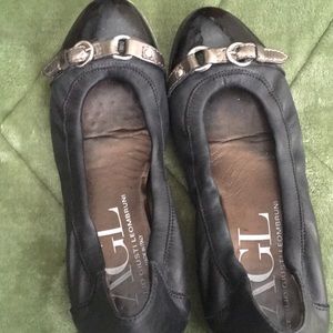 One pair of attilio giusti leombruni black used